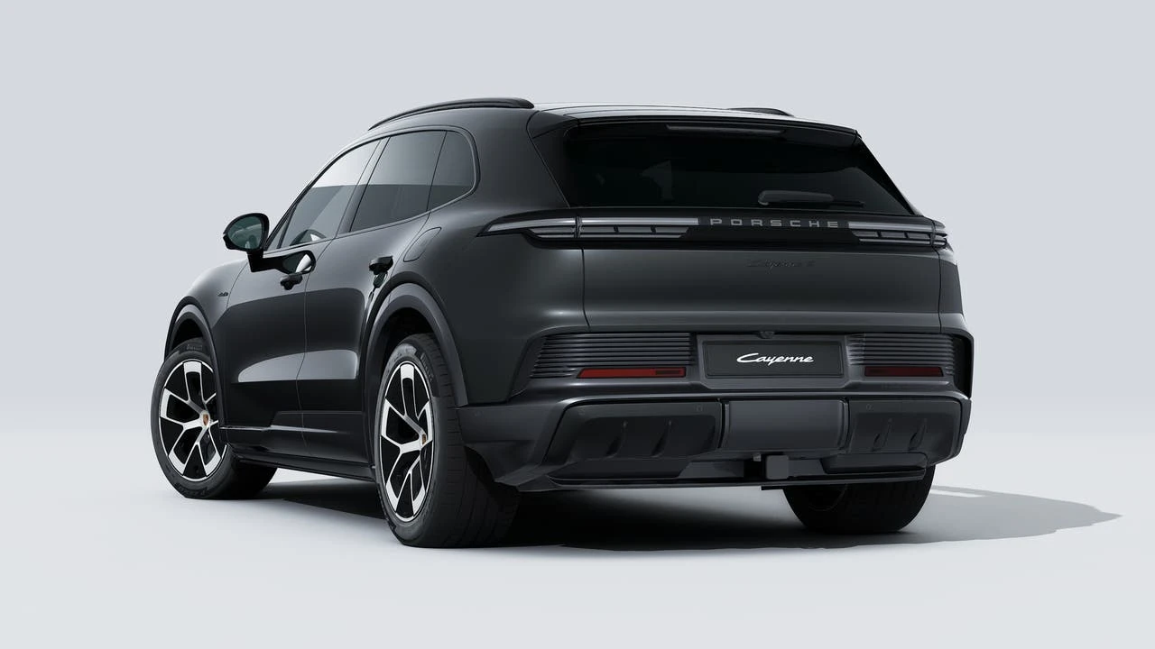 2026 Porsche 9Y0/9Y3 Cayenne - Image 3 of 14