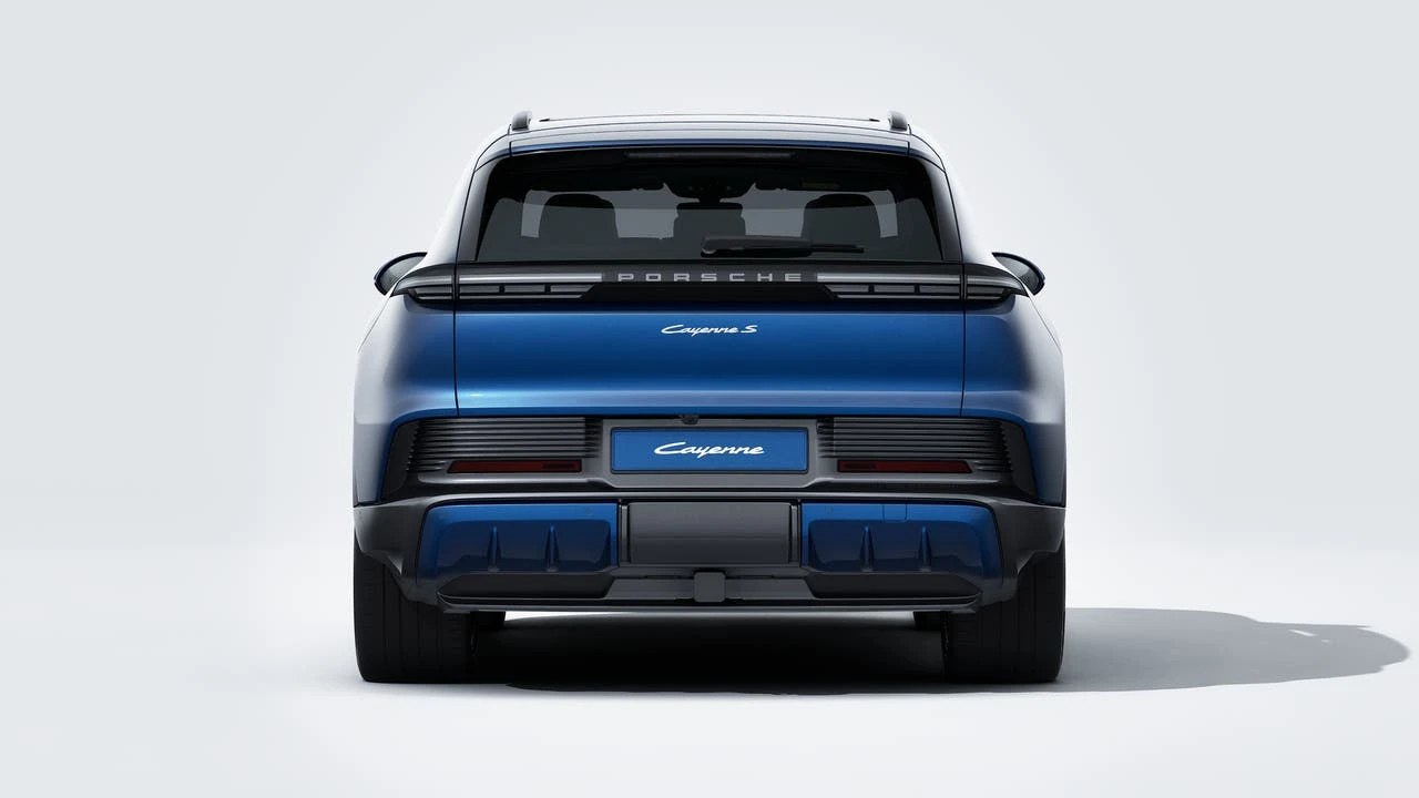 2026 Porsche 9Y0/9Y3 Cayenne - Image 7 of 14