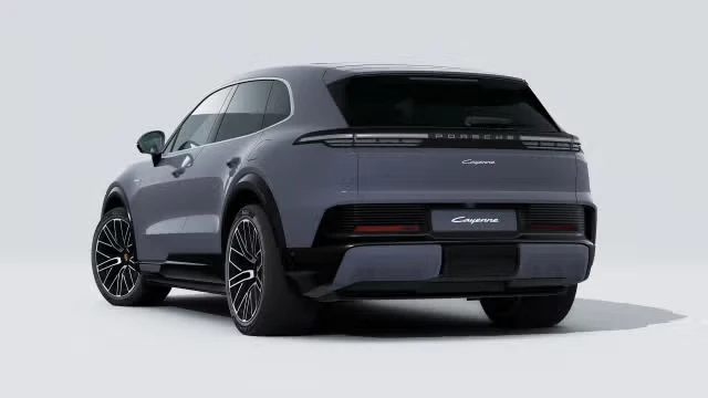 2026 Porsche 9Y0/9Y3 Cayenne - Image 18 of 31