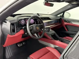 2026 Porsche 9Y0/9Y3 Cayenne - Image 25 of 31