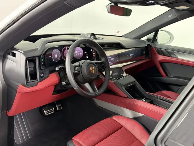 2026 Porsche 9Y0/9Y3 Cayenne - Image 26 of 31