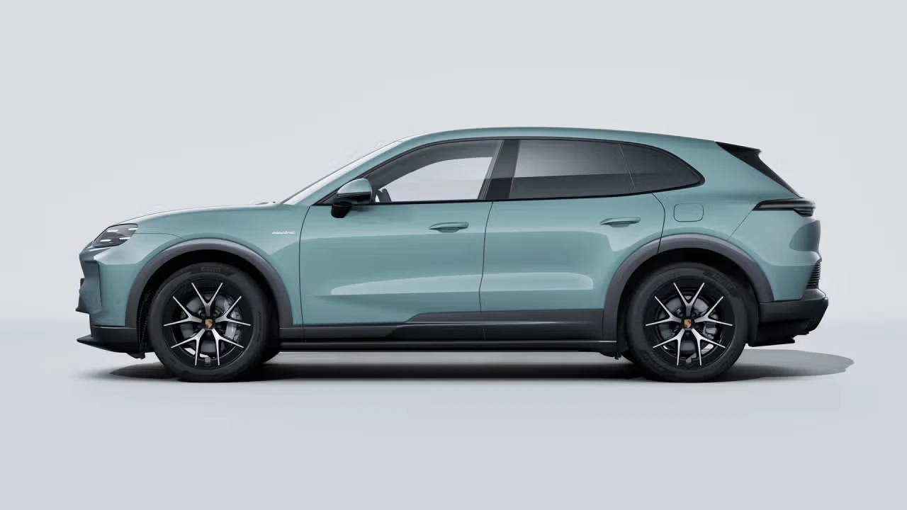 2026 Porsche 9Y0/9Y3 Cayenne - Image 12 of 31