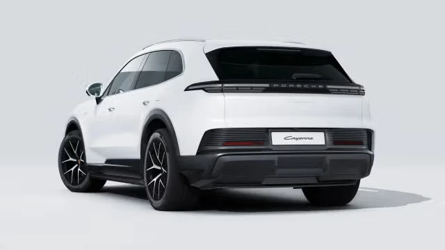 2026 Porsche 9Y0/9Y3 Cayenne - Image 18 of 31