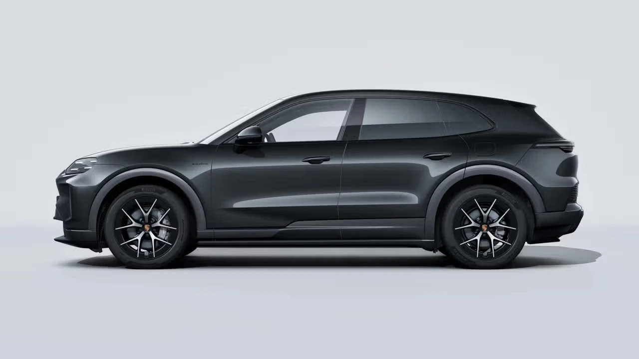 2026 Porsche 9Y0/9Y3 Cayenne - Image 12 of 31
