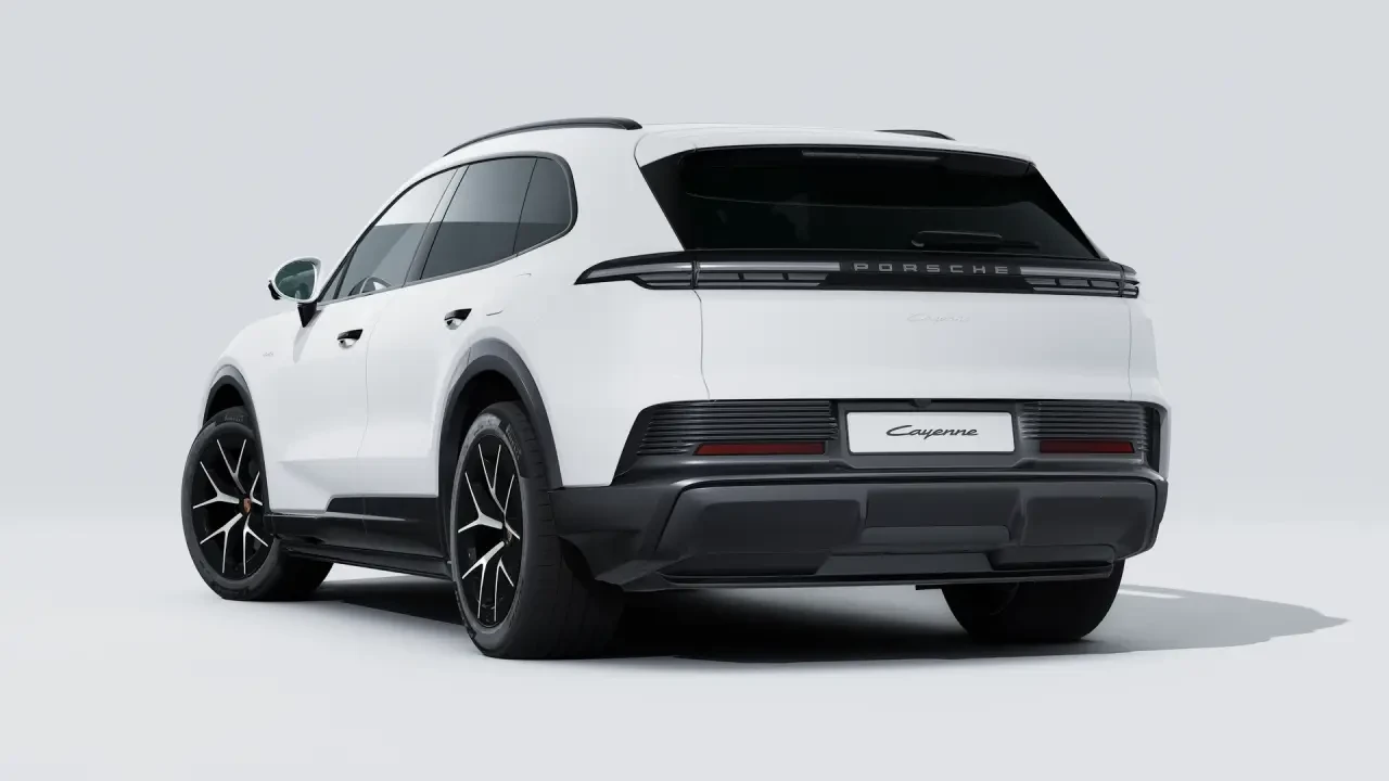 2026 Porsche 9Y0/9Y3 Cayenne - Image 24 of 31