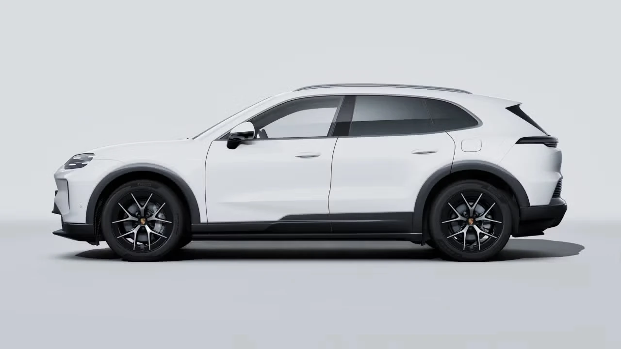 2026 Porsche 9Y0/9Y3 Cayenne - Image 12 of 31