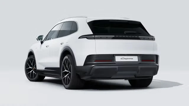 2026 Porsche 9Y0/9Y3 Cayenne - Image 18 of 31