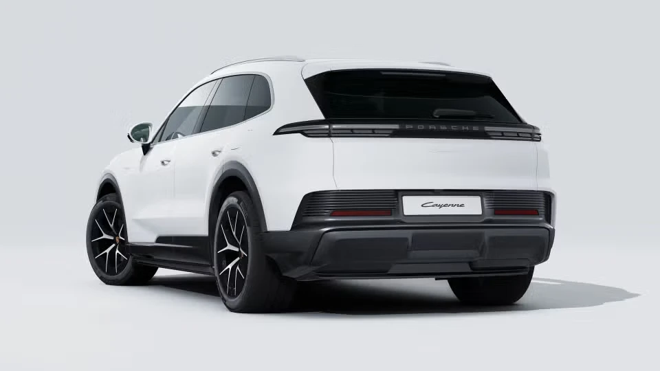 2026 Porsche 9Y0/9Y3 Cayenne - Image 19 of 31