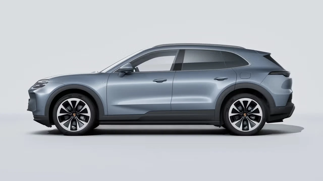2026 Porsche 9Y0/9Y3 Cayenne - Image 12 of 31