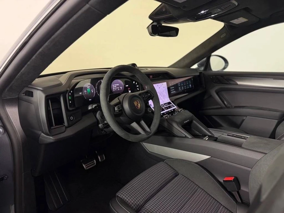 2026 Porsche Cayenne - Image 4 of 5