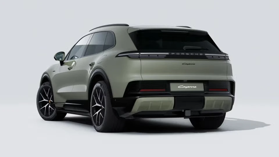 2026 Porsche 9Y0/9Y3 Cayenne - Image 19 of 31