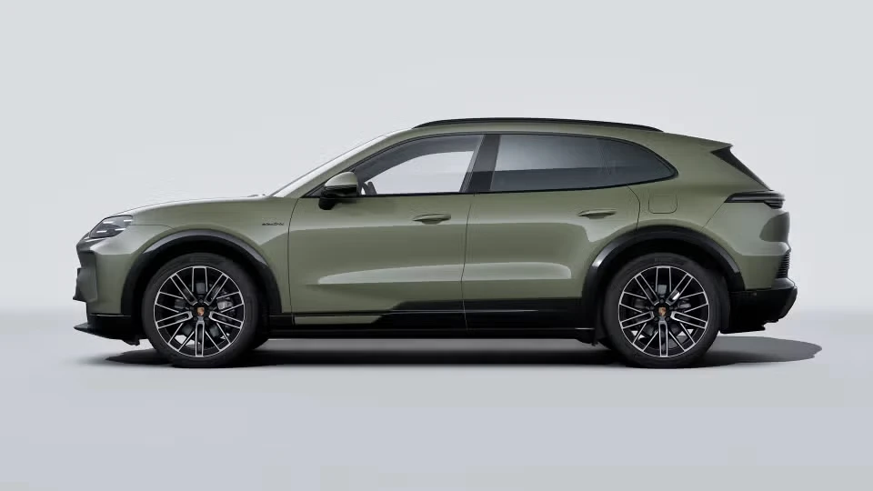 2026 Porsche 9Y0/9Y3 Cayenne - Image 11 of 31