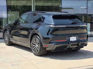 2026 Porsche Cayenne - Image 17 of 31