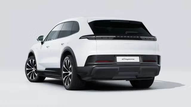 2026 Porsche 9Y0/9Y3 Cayenne - Image 18 of 31