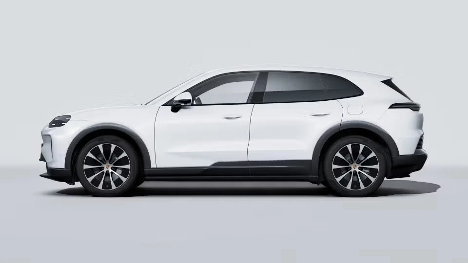2026 Porsche 9Y0/9Y3 Cayenne - Image 11 of 31
