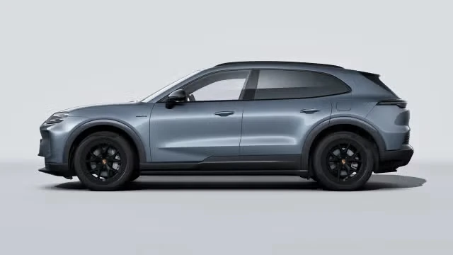 2026 Porsche 9Y0/9Y3 Cayenne - Image 10 of 31