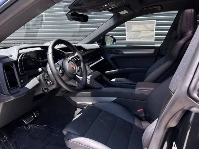 2026 Porsche 9Y0/9Y3 Cayenne - Image 4 of 5