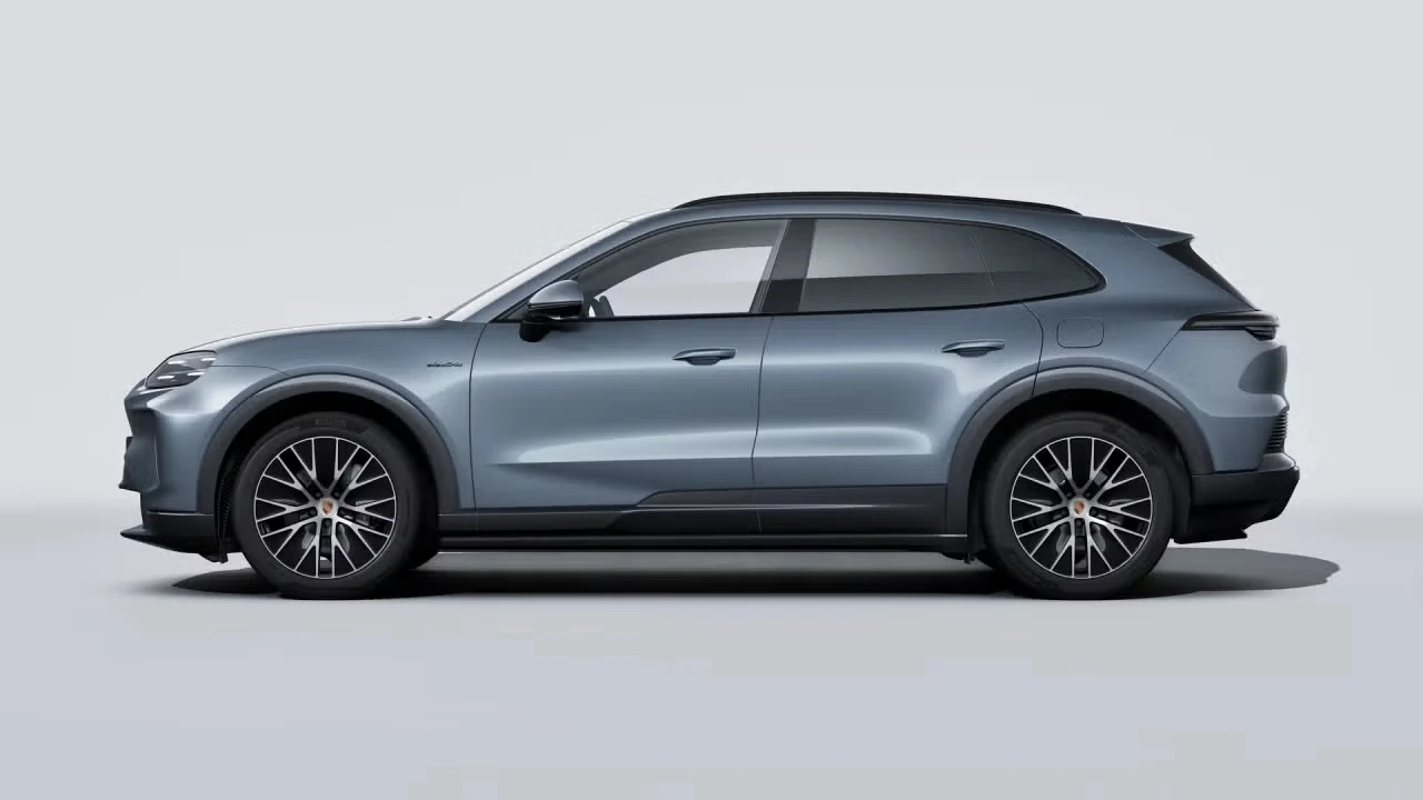 2026 Porsche 9Y0/9Y3 Cayenne - Image 12 of 30