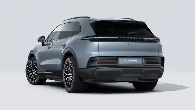 2026 Porsche 9Y0/9Y3 Cayenne - Image 18 of 30