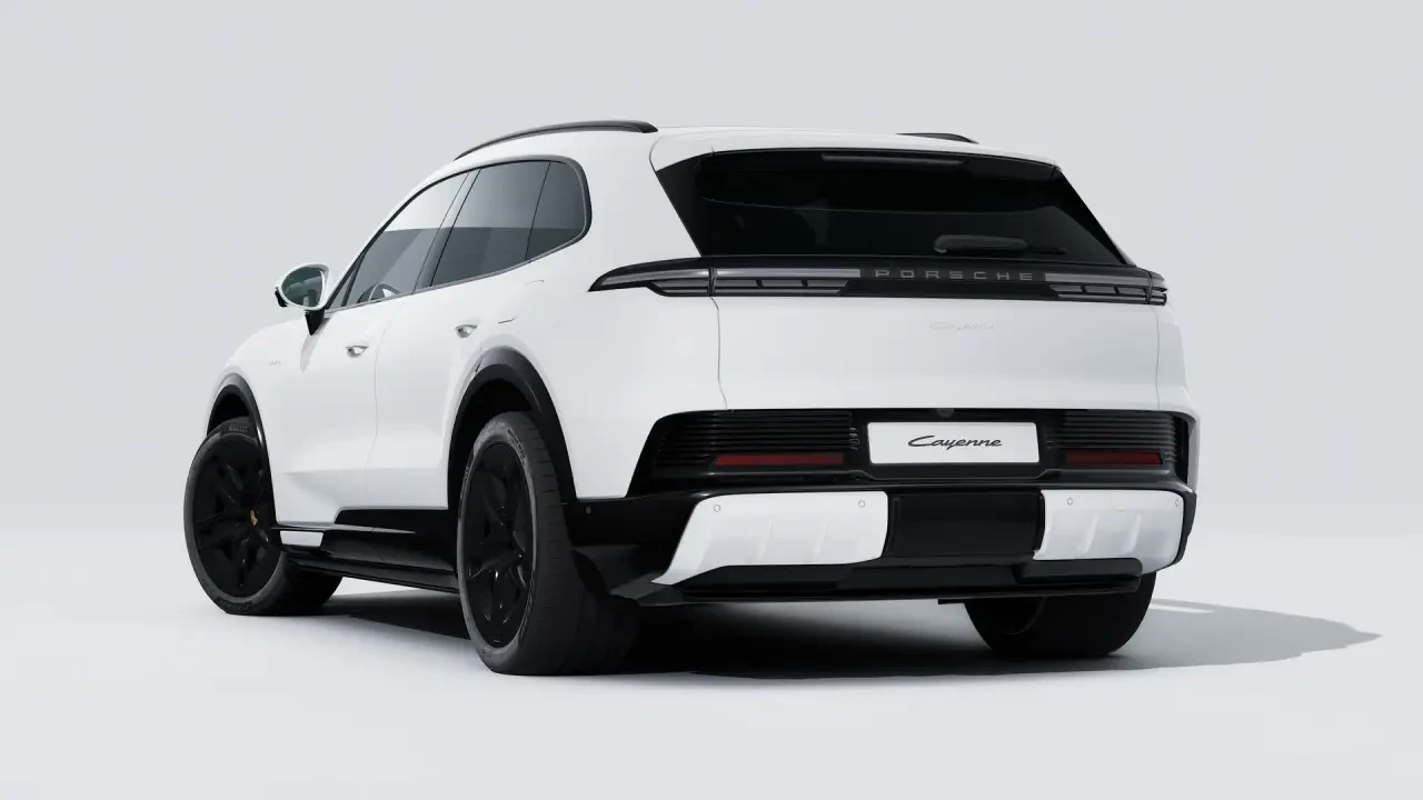 2026 Porsche 9Y0/9Y3 Cayenne - Image 24 of 31