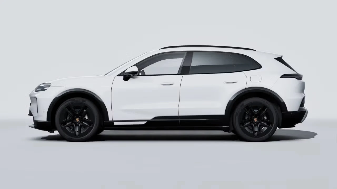 2026 Porsche 9Y0/9Y3 Cayenne - Image 12 of 31