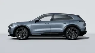 2026 Porsche 9Y0/9Y3 Cayenne - Image 13 of 31