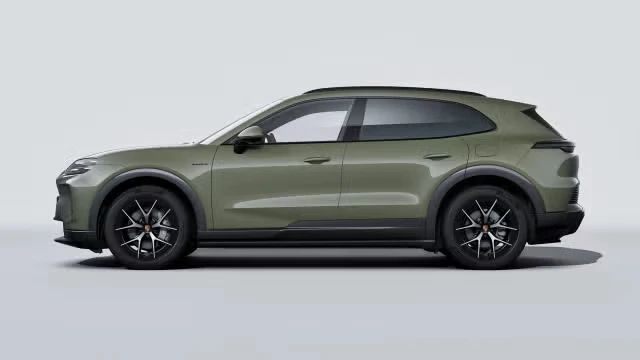 2026 Porsche 9Y0/9Y3 Cayenne - Image 10 of 31
