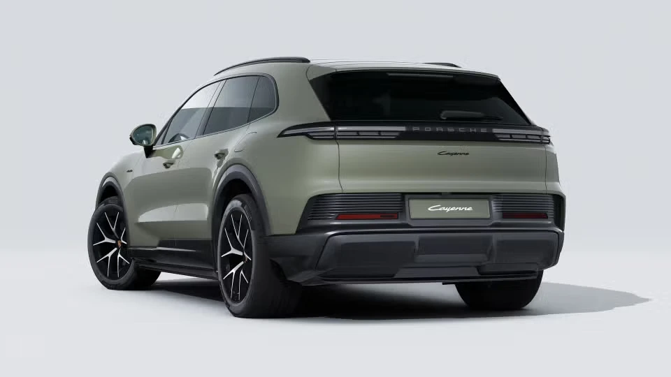 2026 Porsche 9Y0/9Y3 Cayenne - Image 19 of 31