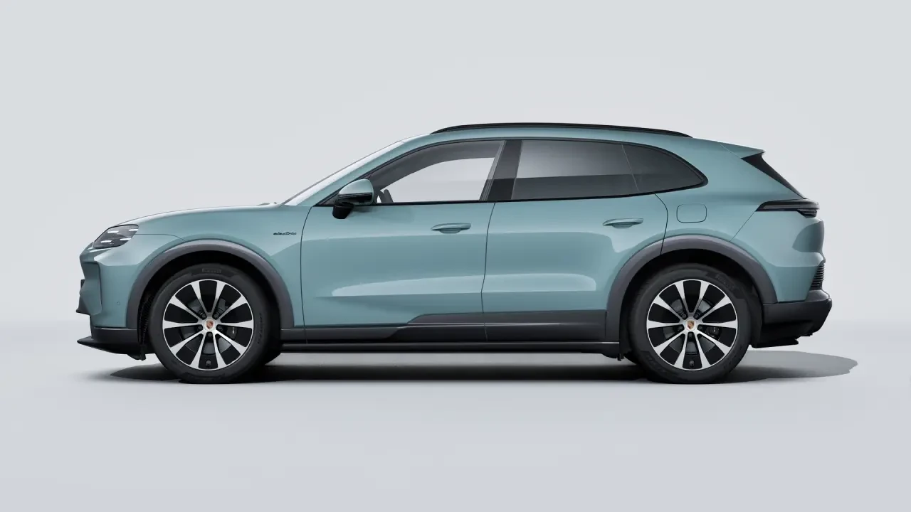 2026 Porsche 9Y0/9Y3 Cayenne - Image 16 of 31