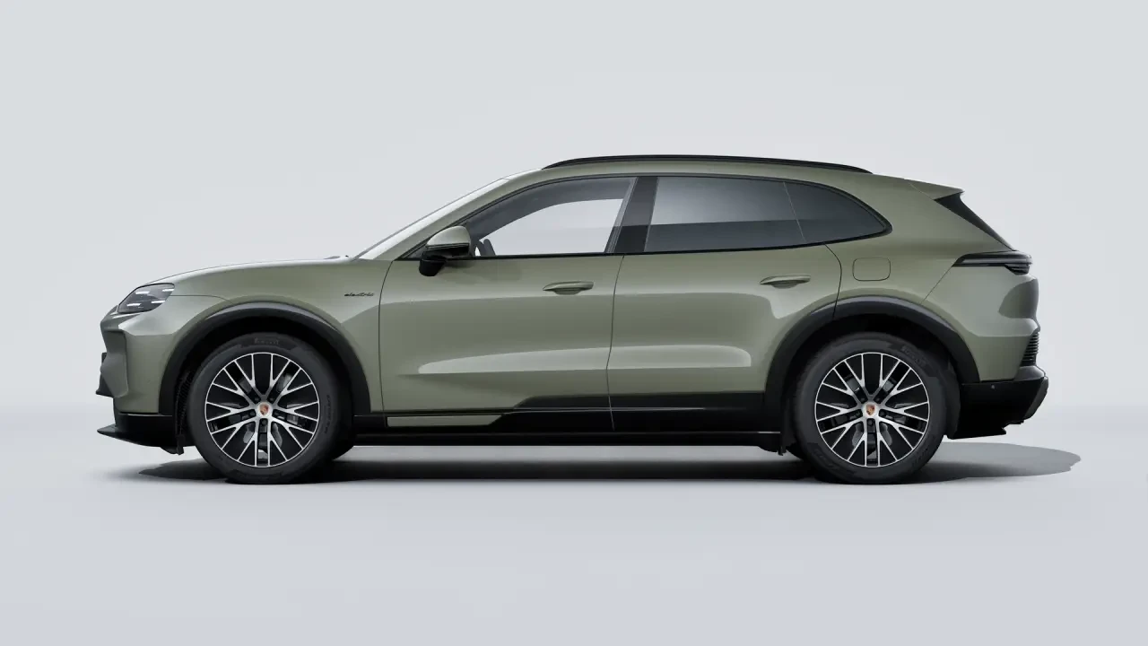 2026 Porsche 9Y0/9Y3 Cayenne - Image 16 of 31