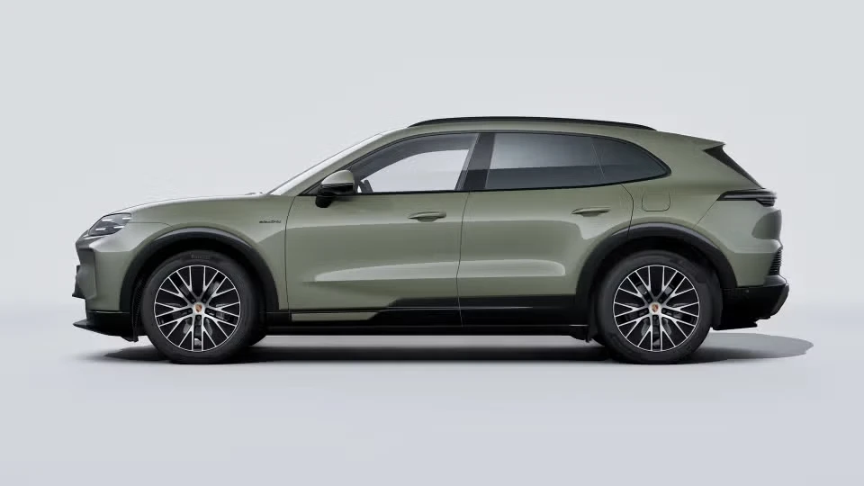 2026 Porsche 9Y0/9Y3 Cayenne - Image 11 of 31
