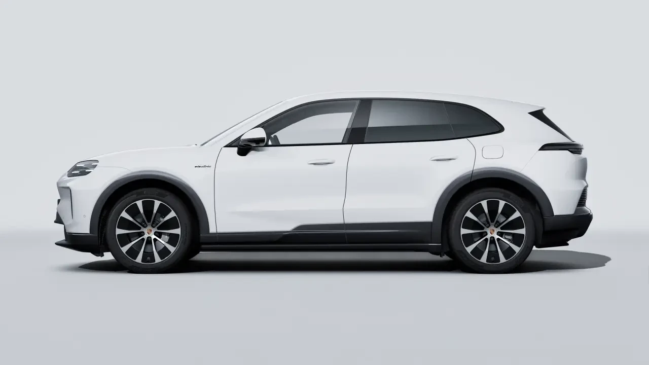 2026 Porsche 9Y0/9Y3 Cayenne - Image 16 of 31