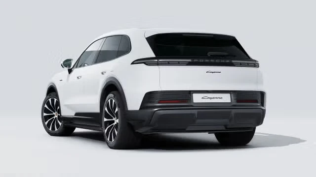 2026 Porsche 9Y0/9Y3 Cayenne - Image 18 of 31