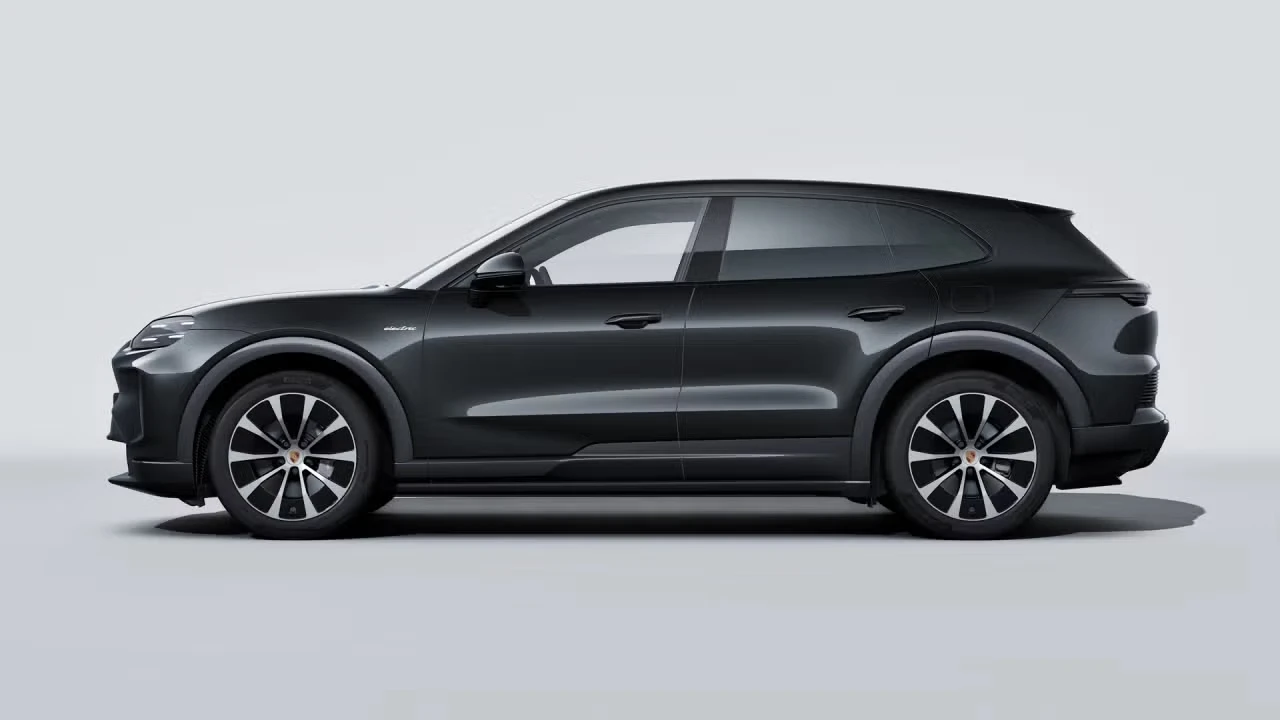 2026 Porsche 9Y0/9Y3 Cayenne - Image 12 of 31
