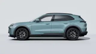 2026 Porsche 9Y0/9Y3 Cayenne - Image 13 of 31