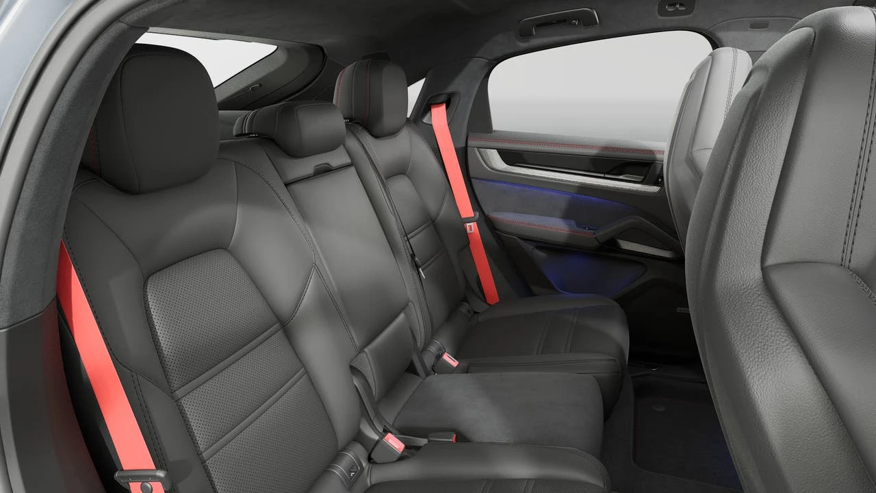 2026 Porsche 9Y0/9Y3 Cayenne GTS - Image 13 of 14