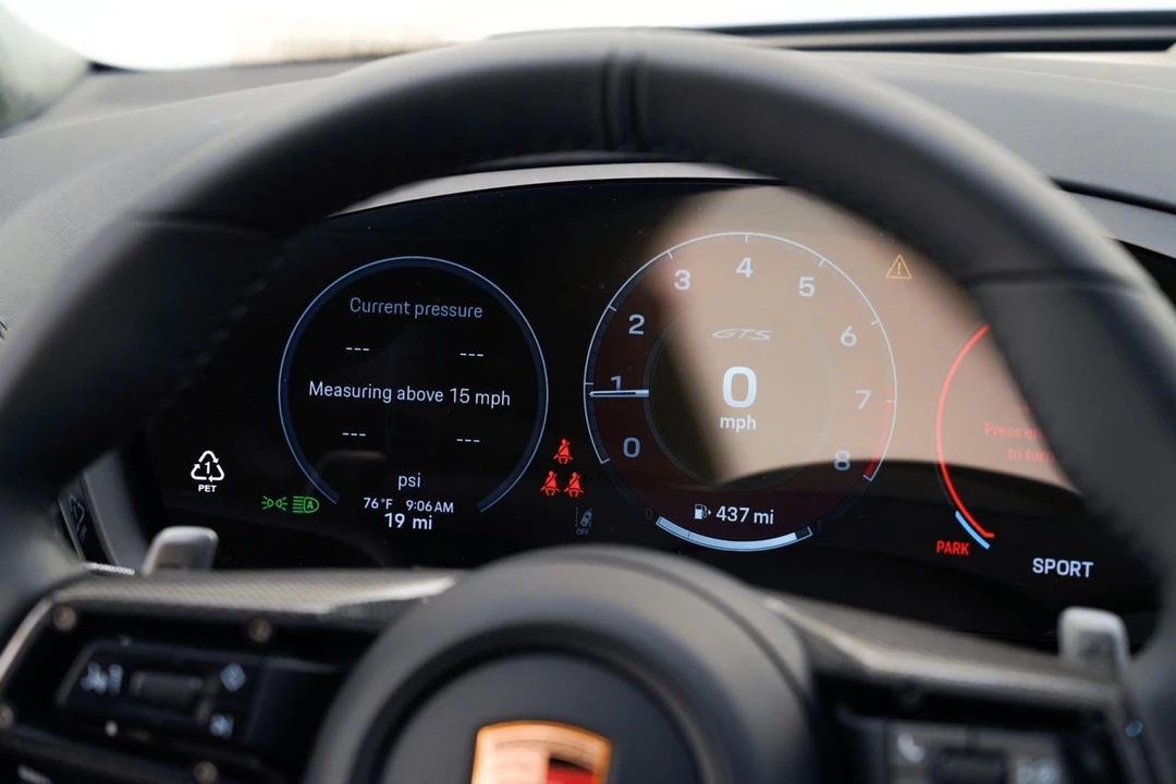 2026 Porsche - Image 30 of 31