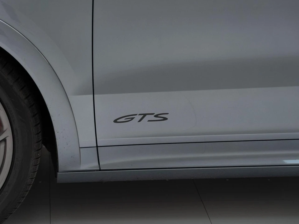 2026 Porsche 9Y0/9Y3 Cayenne GTS - Image 13 of 31