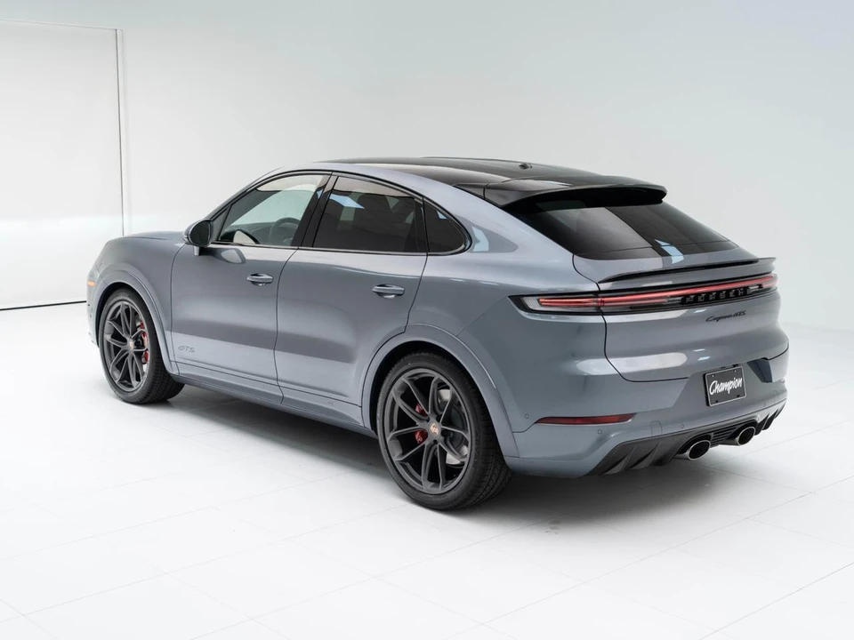 2026 Porsche 9Y0/9Y3 Cayenne GTS - Image 3 of 31