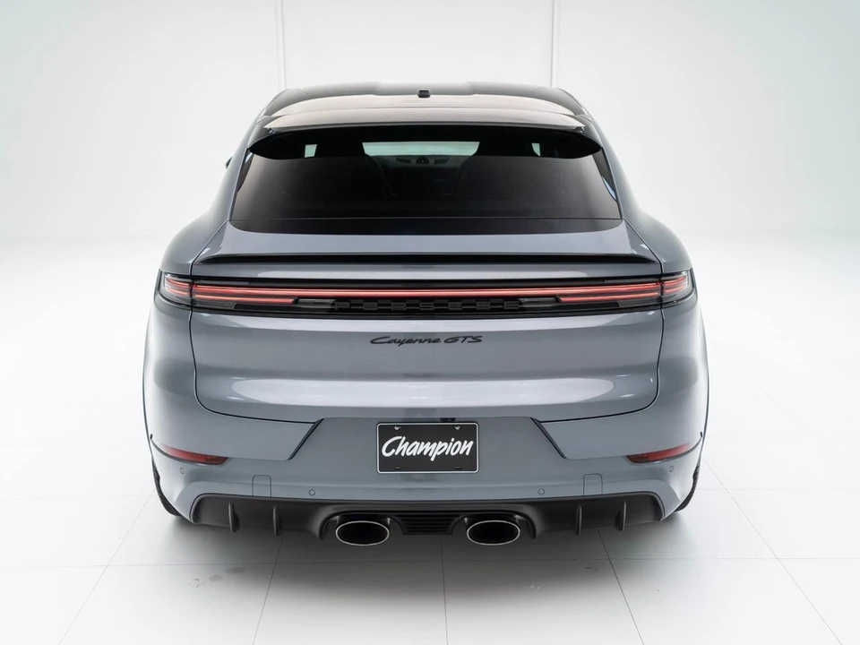 2026 Porsche 9Y0/9Y3 Cayenne GTS - Image 10 of 31