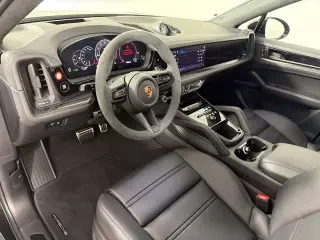 2026 Porsche 9Y0/9Y3 Cayenne GTS - Image 29 of 31