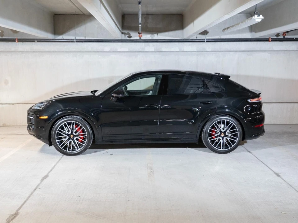 2026 Porsche 9Y0/9Y3 Cayenne GTS - Image 2 of 29