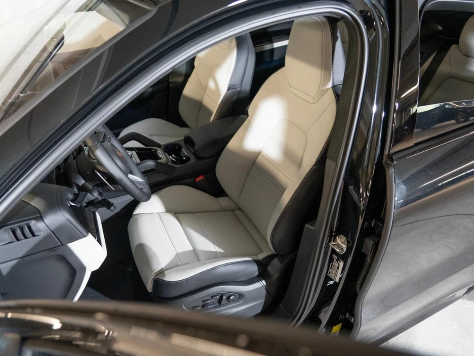 2026 Porsche 9Y0/9Y3 Cayenne GTS - Image 5 of 29