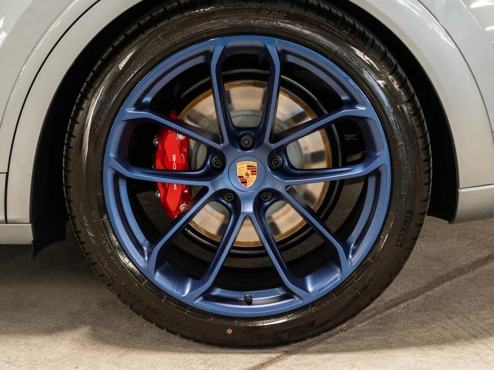 2026 Porsche 9Y0/9Y3 Cayenne GTS - Image 11 of 28
