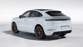 2026 Porsche 9Y0/9Y3 Cayenne GTS - Image 17 of 31