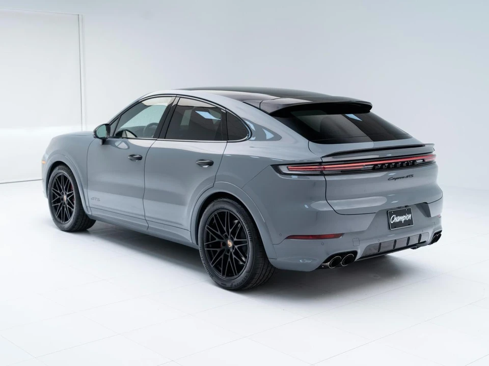 2026 Porsche 9Y0/9Y3 Cayenne GTS - Image 3 of 31