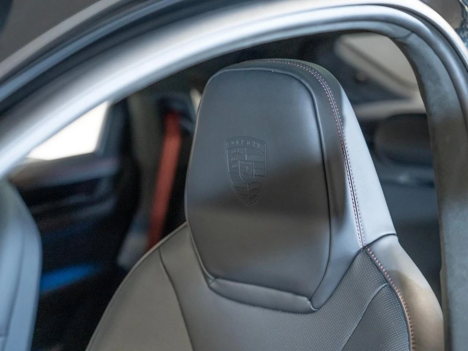 2026 Porsche 9Y0/9Y3 Cayenne GTS - Image 25 of 29