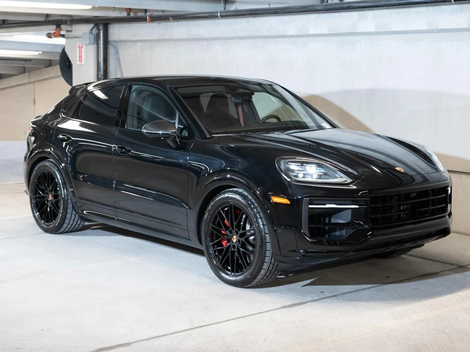 2026 Porsche 9Y0/9Y3 Cayenne GTS - Image 7 of 29