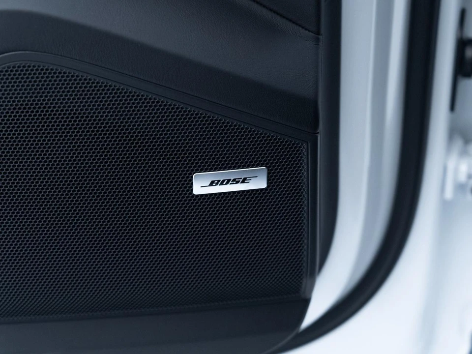 2026 Porsche 9Y0/9Y3 Cayenne GTS - Image 23 of 31