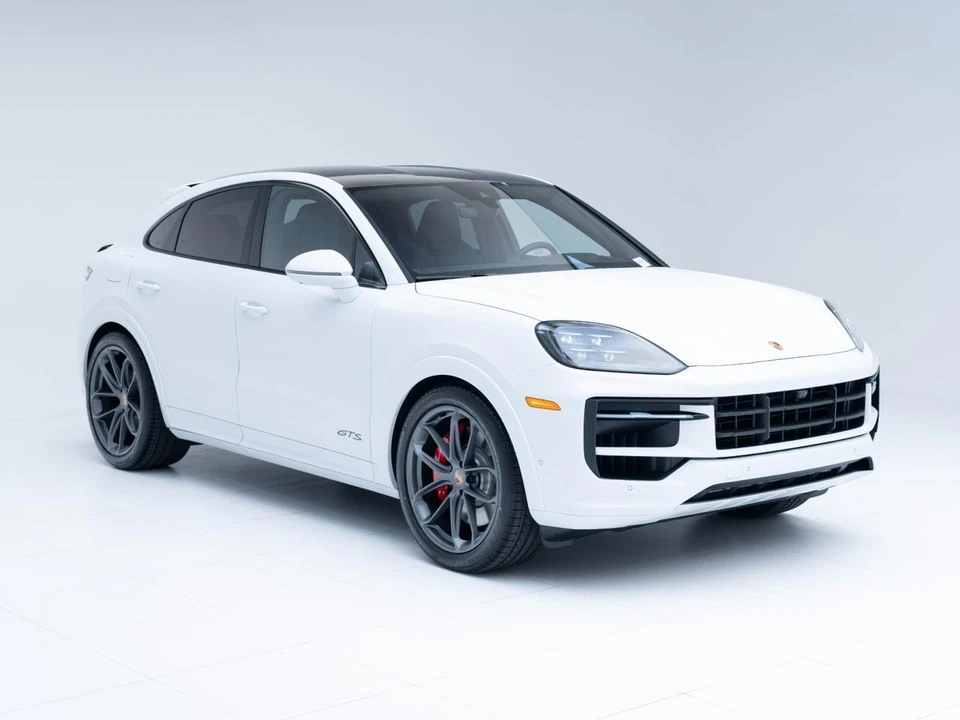 2026 Porsche 9Y0/9Y3 Cayenne GTS - Image 7 of 31